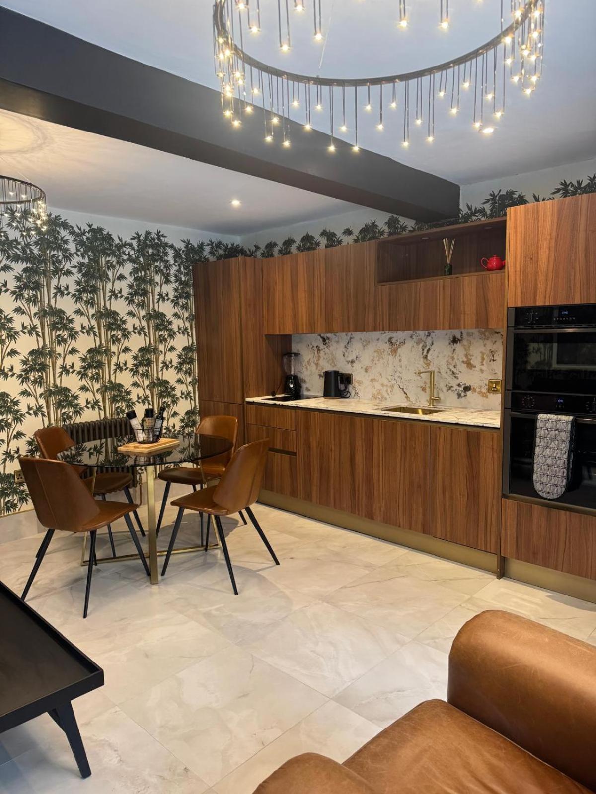 The Coach House On Love Lane - 3 Stunning Apartments In The Yorkshire Dales Leyburn Exteriör bild